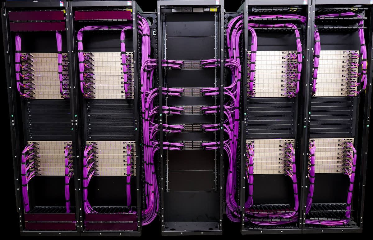 Credo робить кабелі для дата-центрів. Через AI акції показали x5 за рік