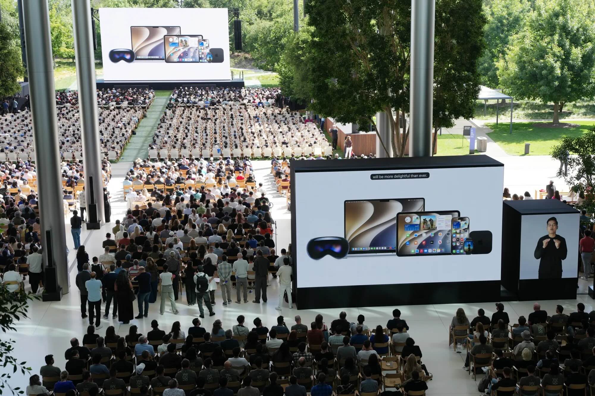 Нова iOS 27 підтверджує: Apple готує складаний смартфон