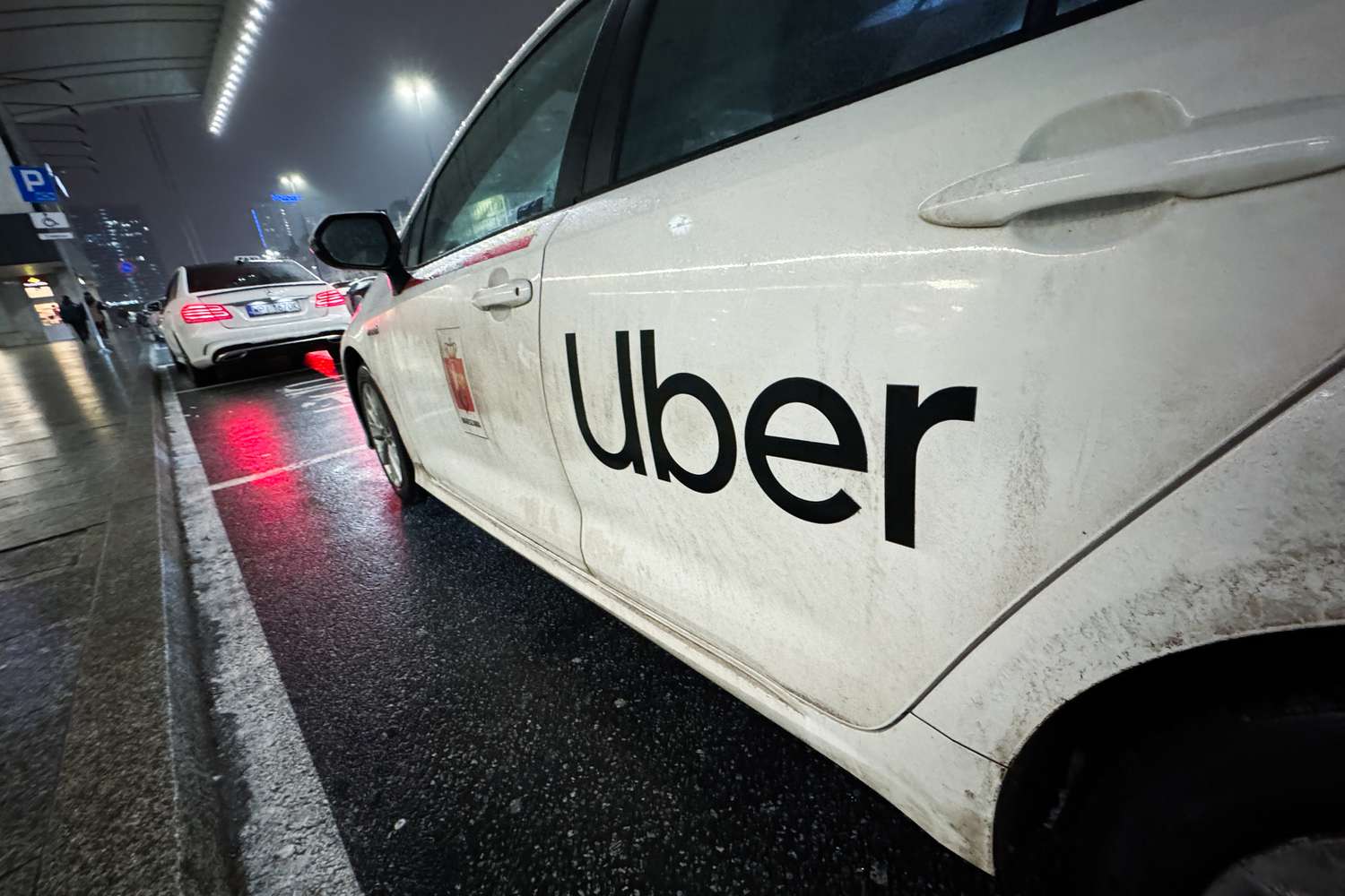 Uber скорочує 23% команди HR та рекрутерів